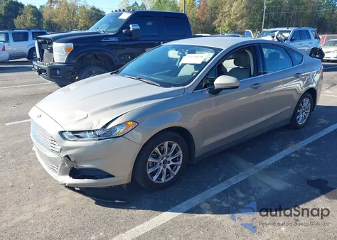 2015 Ford Fusion S из США, поврежденный, VIN 3FA6P0G74FR101971